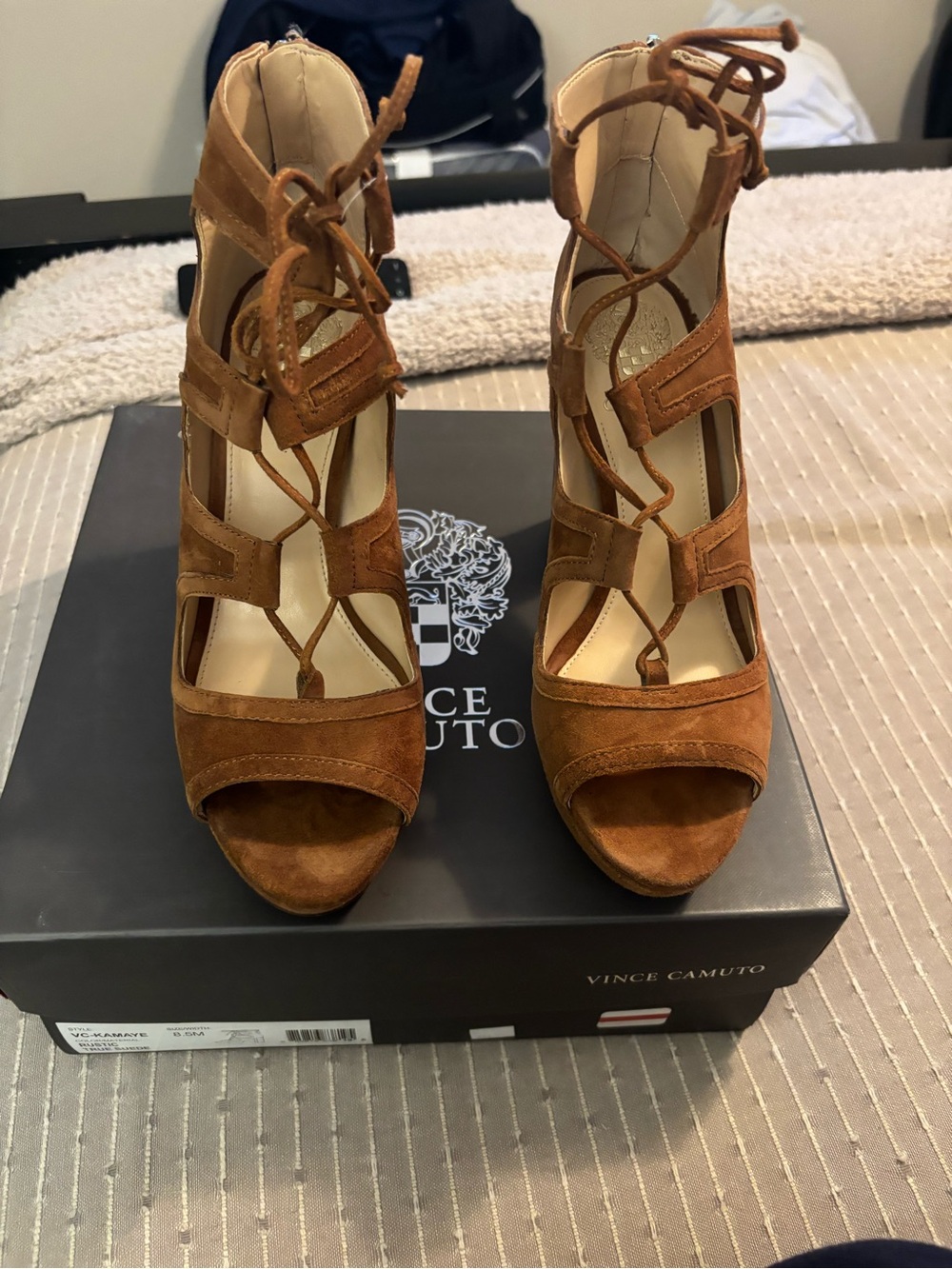 Vince Camuto Kamaye Suede Lace-Up Platform Heels - NIB